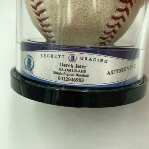 Исторически мач Дерек Джетера с автограф на Дерек Джетера, Използвани Бейзболни топки Бекет и Щайнер - MLB, Използвани